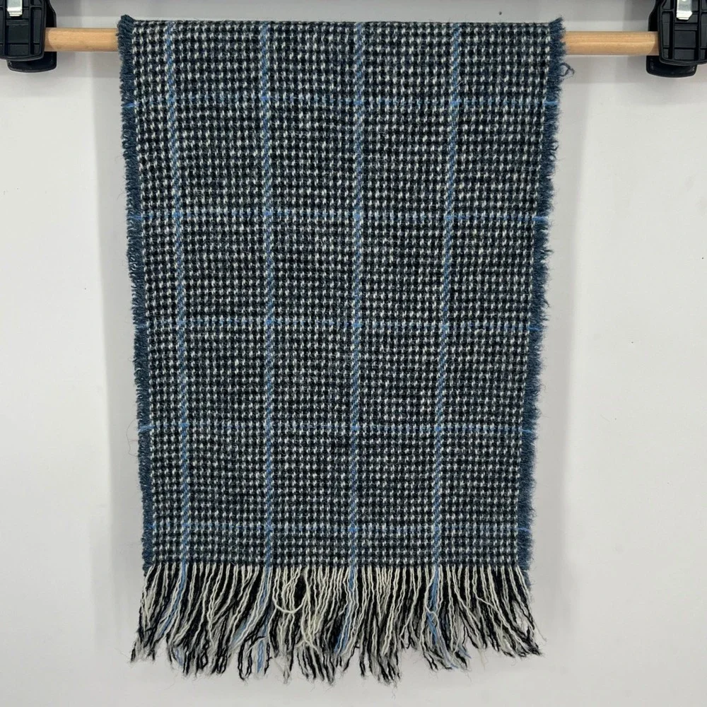 Harris Tweed Wool Scarf Blue Gray Plaid Hand Woven Scotland 57x10